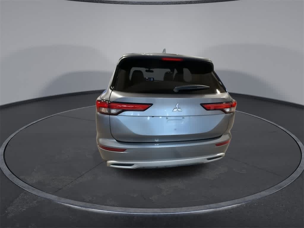 Mitsubishi Outlander SE 2023