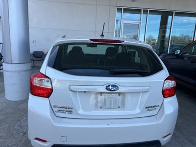 Subaru Impreza 2.0i Premium 2015
