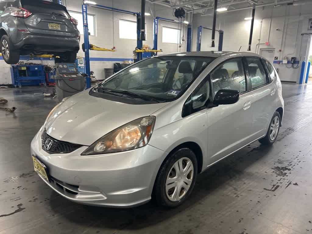 Honda Fit de 2011, 5 puertas, hatchback, cambio automático