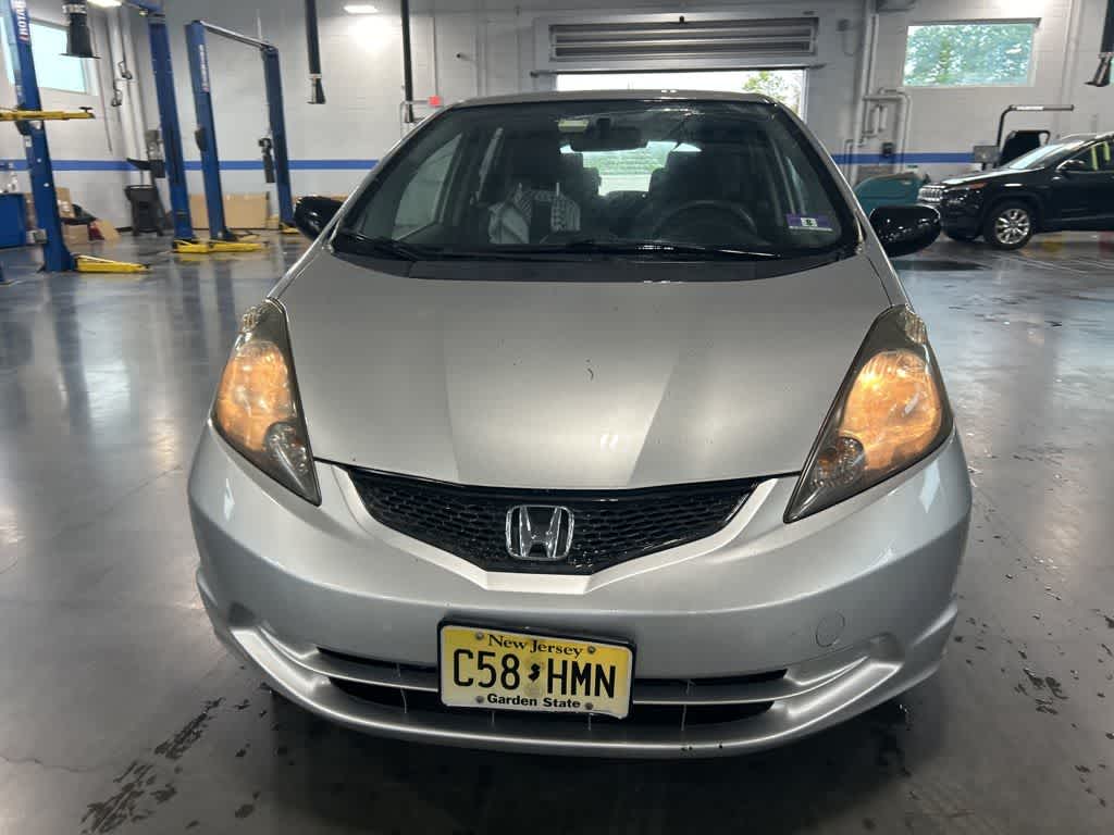 Honda Fit de 2011, 5 puertas, hatchback, cambio automático