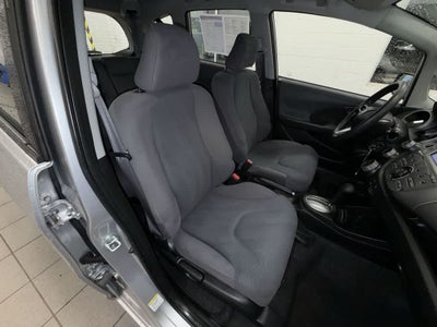 Honda Fit de 2011, 5 puertas, hatchback, cambio automático