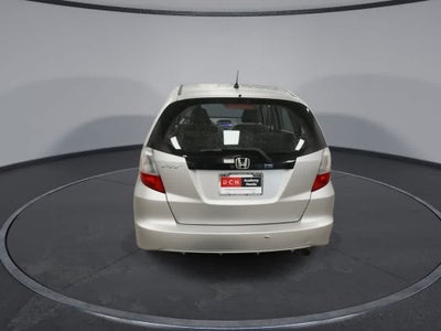 Honda Fit de 2011, 5 puertas, hatchback, cambio automático