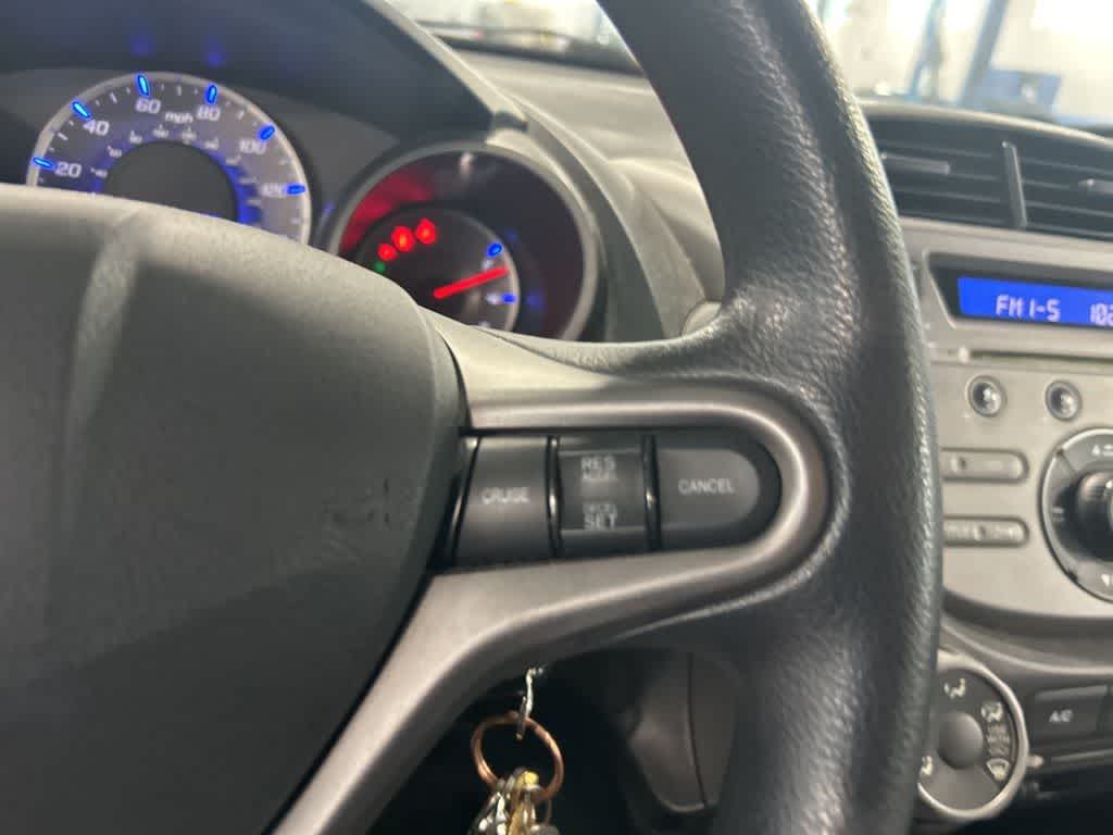 Honda Fit de 2011, 5 puertas, hatchback, cambio automático