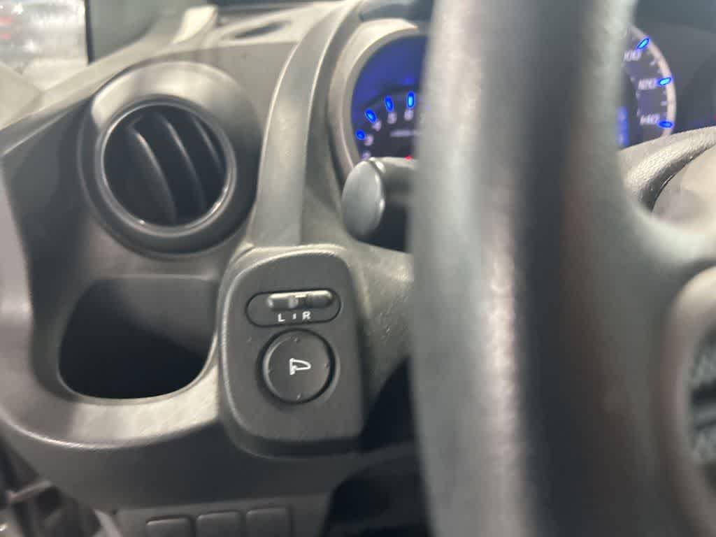 Honda Fit de 2011, 5 puertas, hatchback, cambio automático
