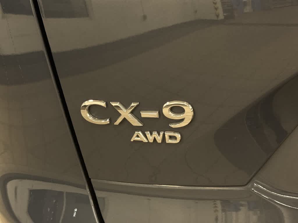Mazda CX-9 Carbon Edition 2023