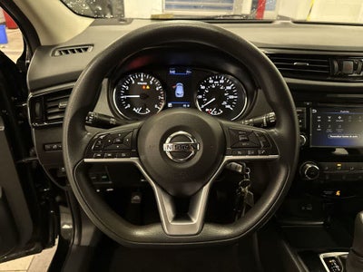 Nissan Rogue Sport S 2021