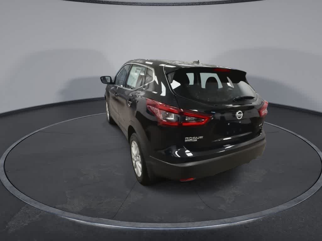 Nissan Rogue Sport S 2021