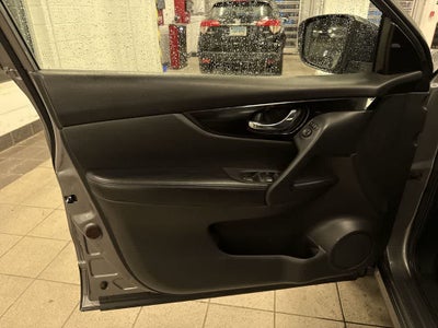 Nissan Rogue Sport SV 2020