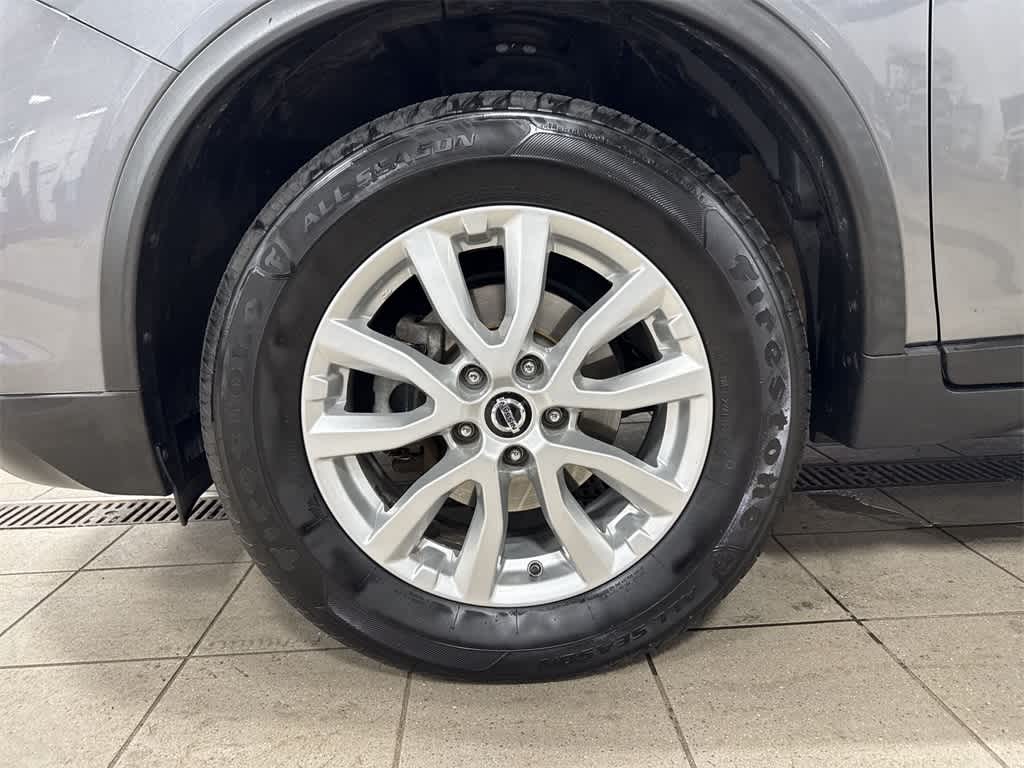 Nissan Rogue SV 2020