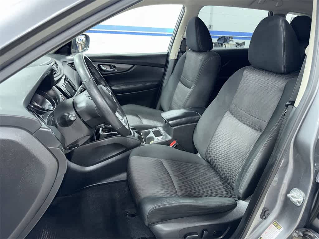 Nissan Rogue SV 2020