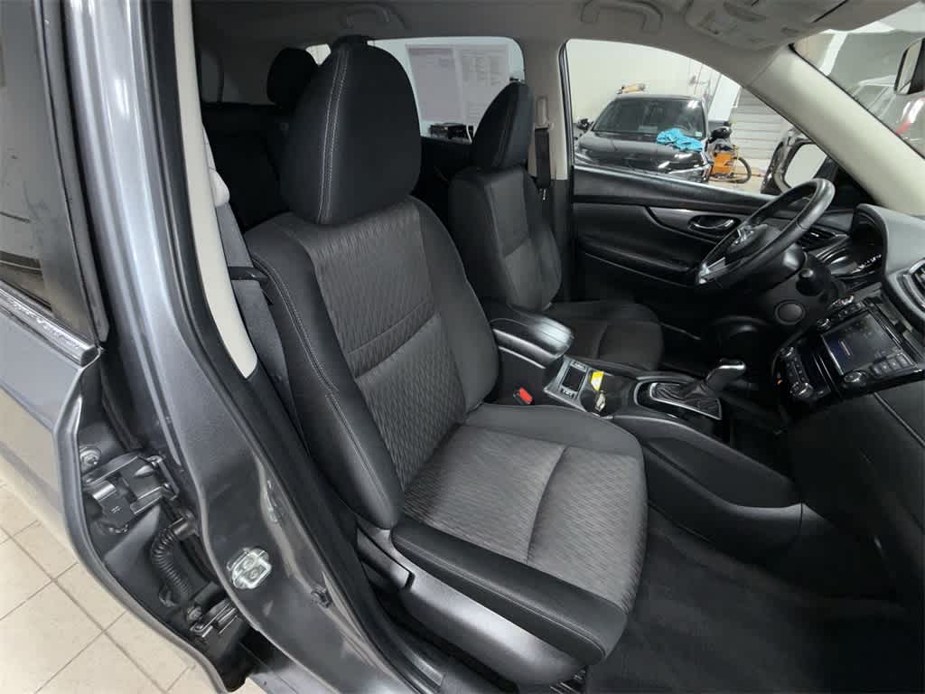 Nissan Rogue SV 2020