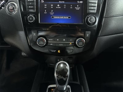 Nissan Rogue SV 2020