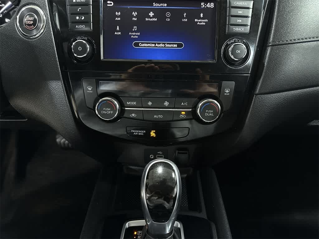 Nissan Rogue SV 2020