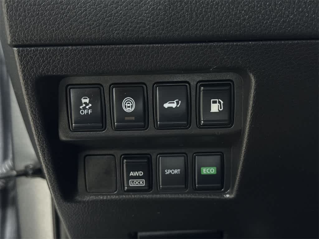 Nissan Rogue SV 2020