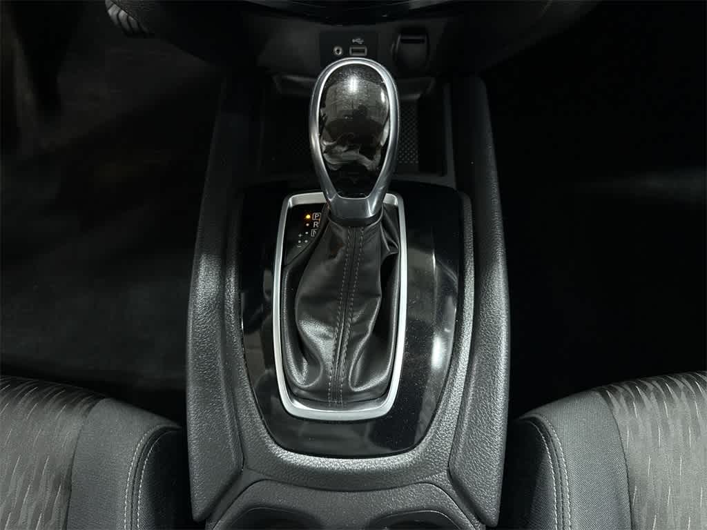 Nissan Rogue SV 2020