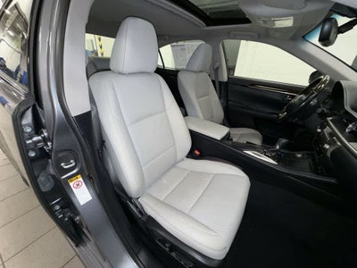 2016 Lexus ES 350 4dr Sdn