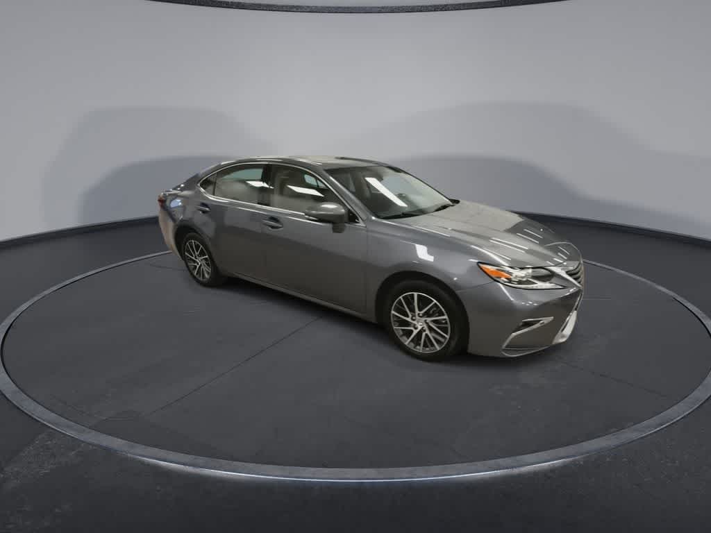 2016 Lexus ES 350 4dr Sdn