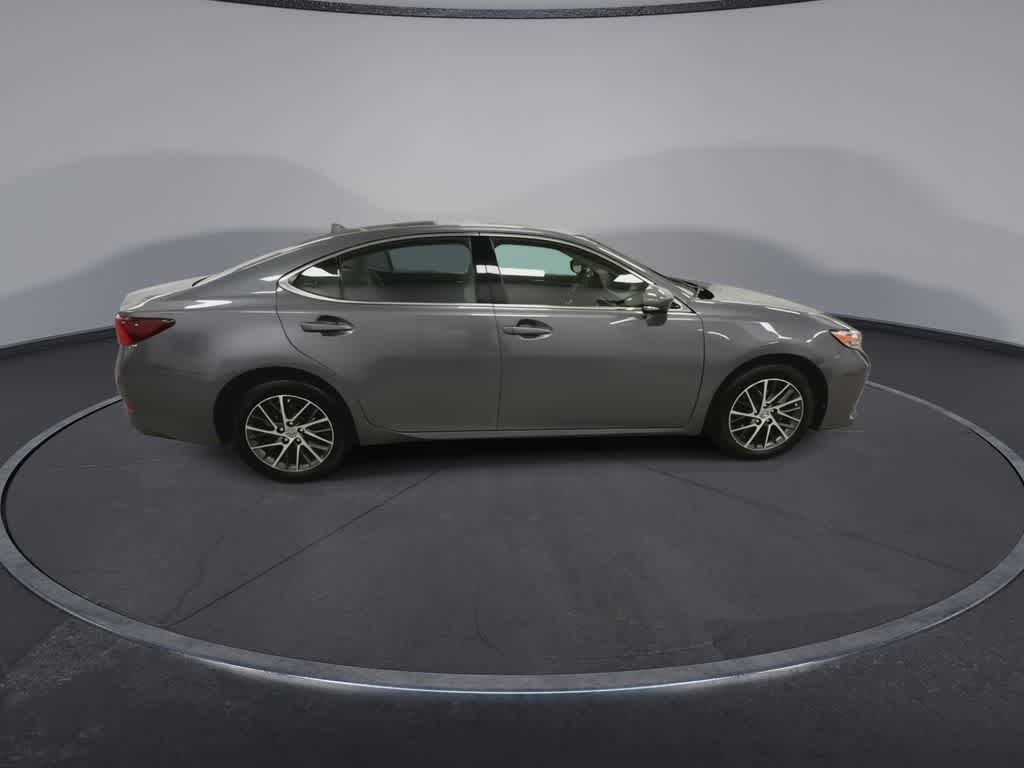 2016 Lexus ES 350 4dr Sdn