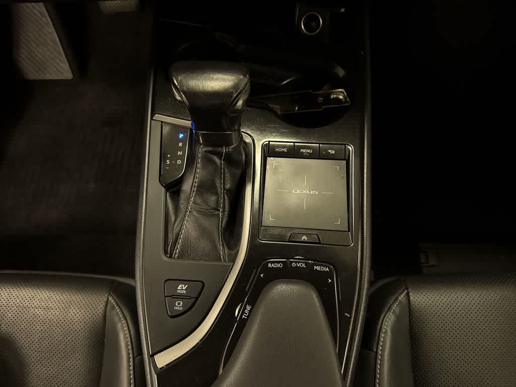 Lexus UX 250h 2019 UX 250h