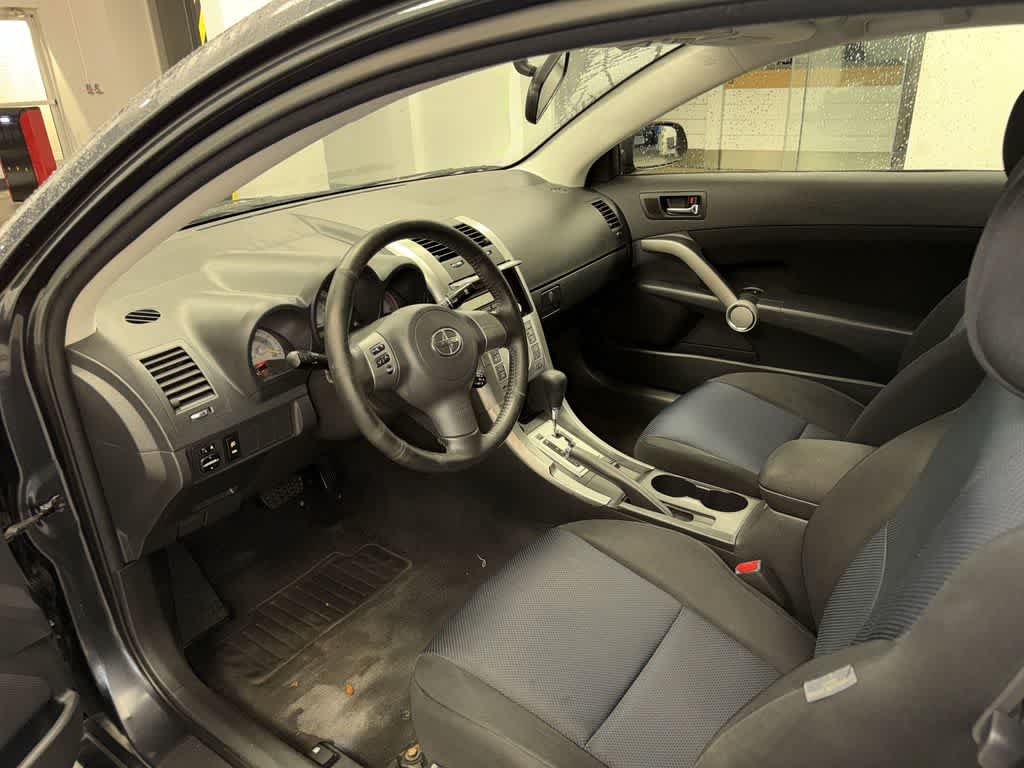 Scion tC de 2010, 2 puertas, hatchback, cambio automático (Nacional)