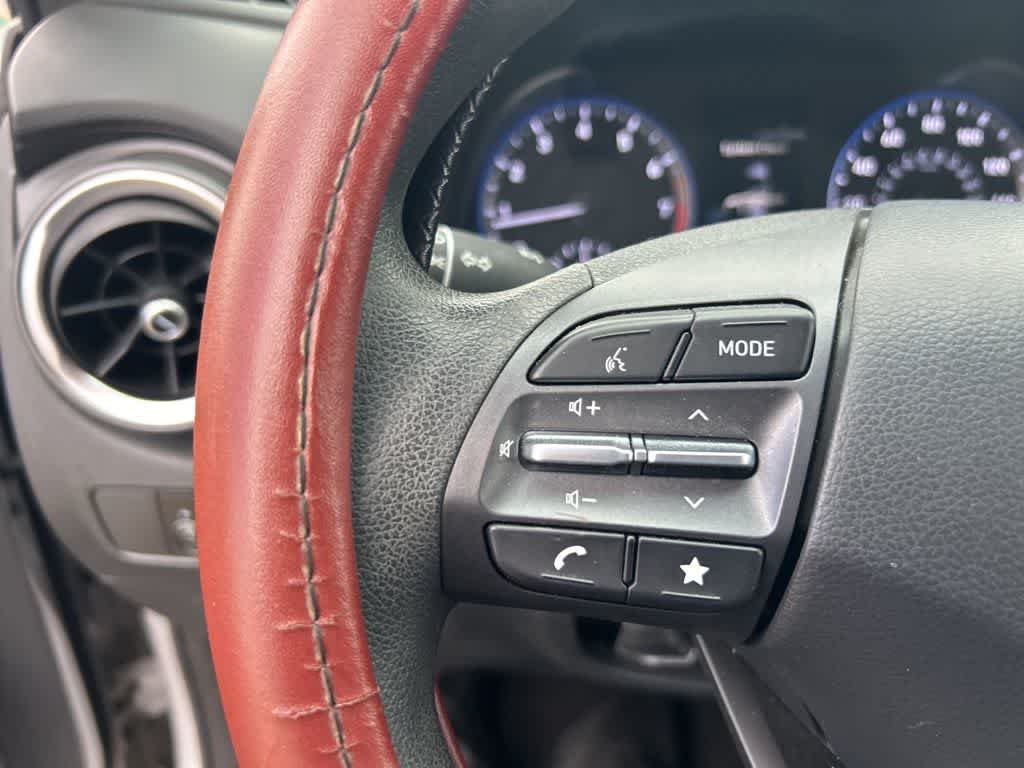 Hyundai Kona SE 2023