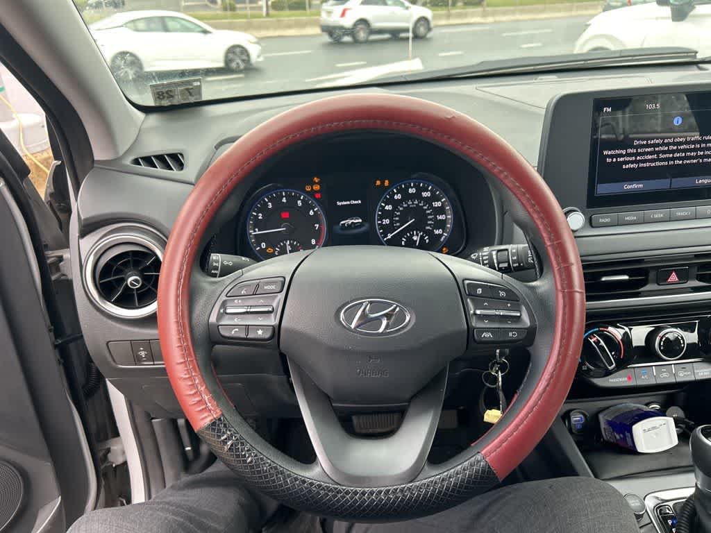 Hyundai Kona SE 2023