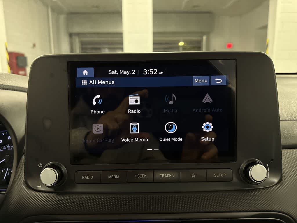 Hyundai Kona SE 2023