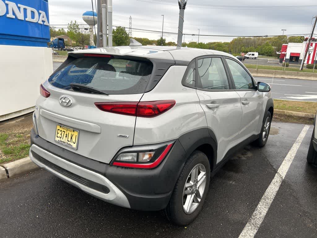 Hyundai Kona SE 2023