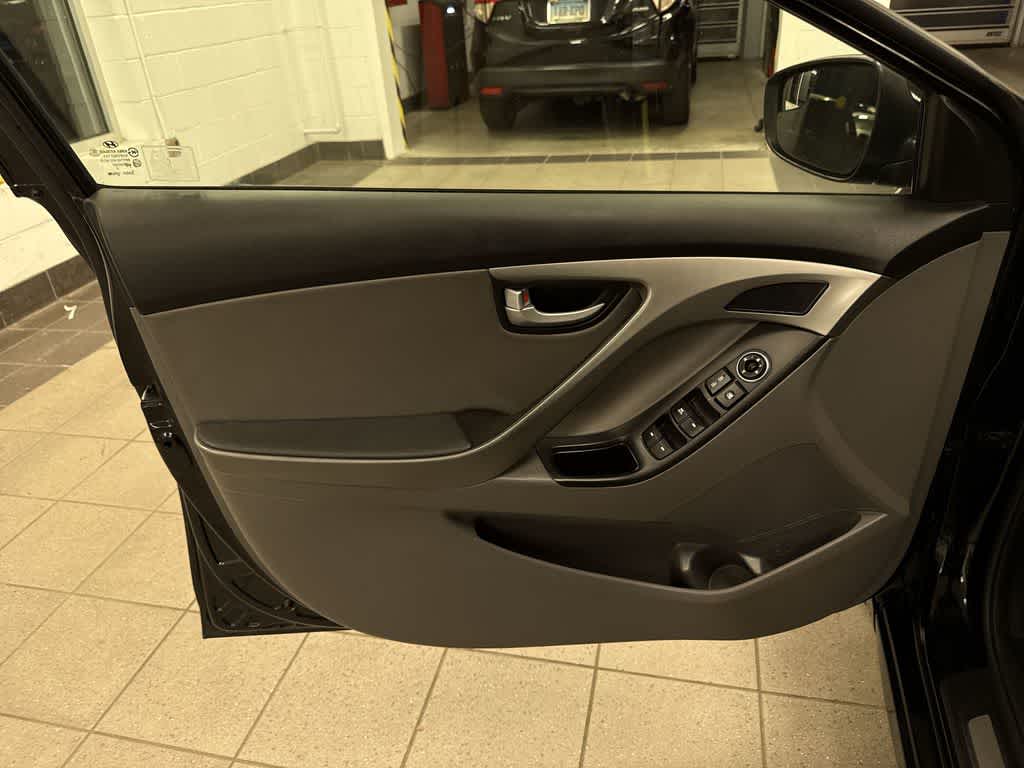 Hyundai Elantra Limited 2014