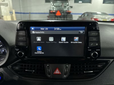 Hyundai Elantra GT automático de 2019