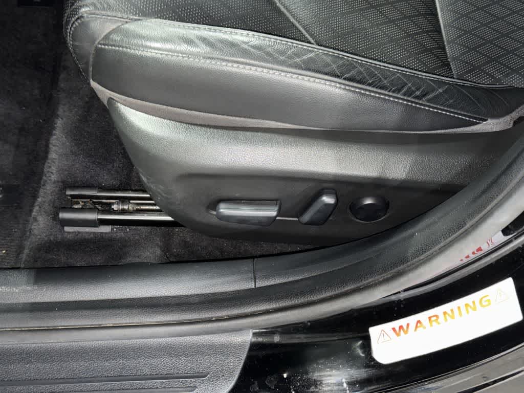 Hyundai Elantra GT automático de 2019