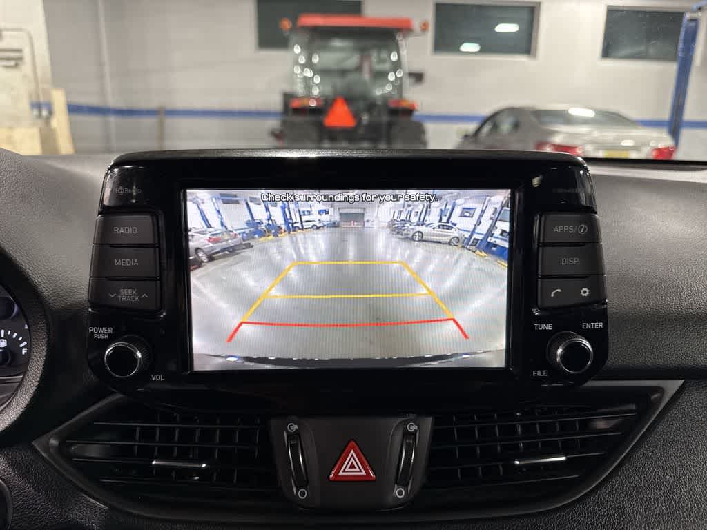 Hyundai Elantra GT automático de 2019