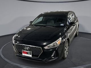 Hyundai Elantra GT automático de 2019