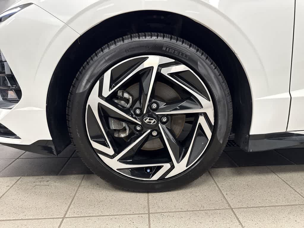 Hyundai Sonata SEL 2024