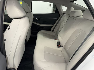 Hyundai Sonata SEL 2024