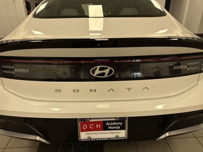 Hyundai Sonata SEL 2024