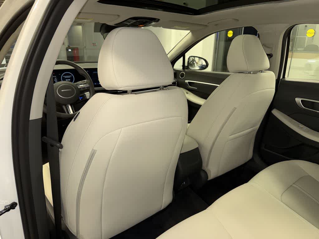 Hyundai Sonata SEL 2024