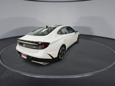 Hyundai Sonata SEL 2024