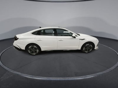 Hyundai Sonata SEL 2024