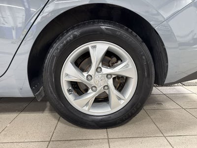 Hyundai Elantra SE 2022
