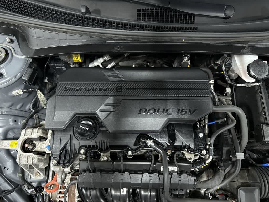 Hyundai Elantra SE 2022