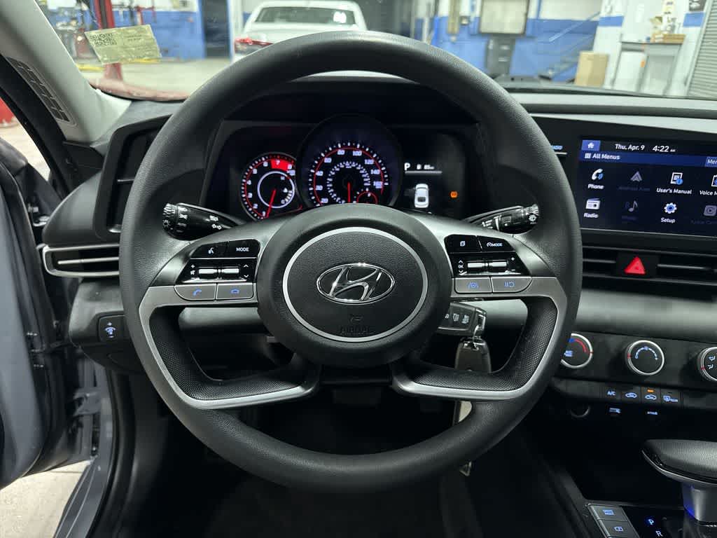 Hyundai Elantra SE 2022