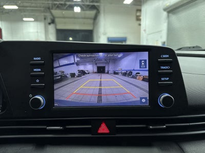 Hyundai Elantra SE 2022