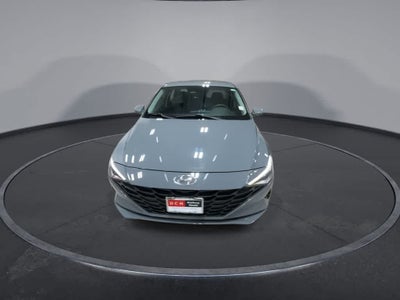 Hyundai Elantra SE 2022