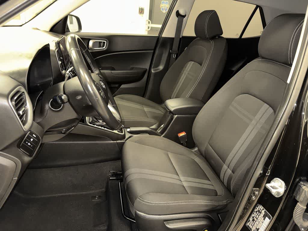 Hyundai Venue SEL 2021