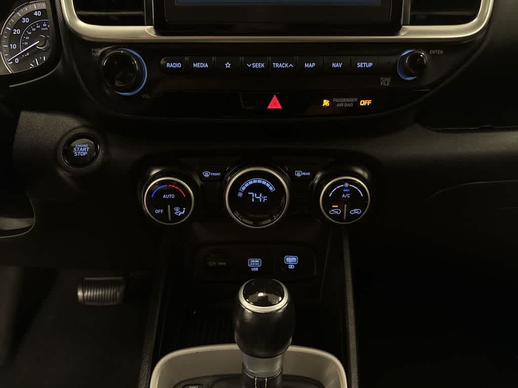 Hyundai Venue SEL 2021