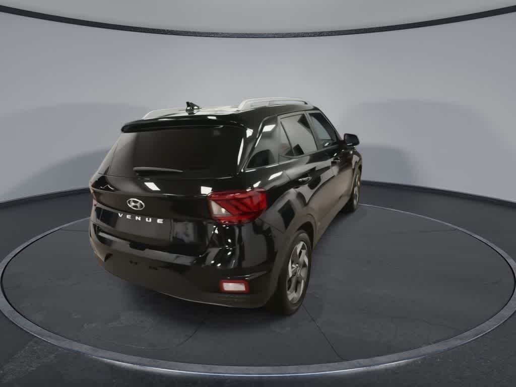 Hyundai Venue SEL 2021