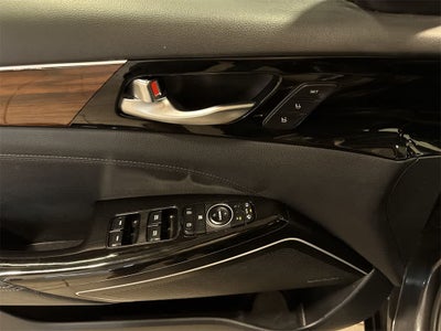 Tecnología del Kia Cadenza 2018