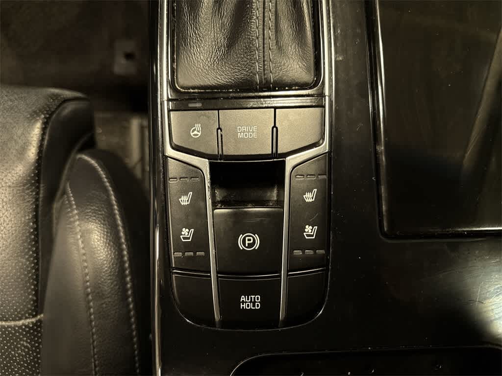 Tecnología del Kia Cadenza 2018