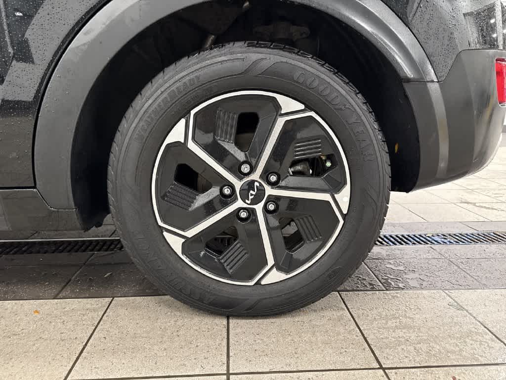 Kia Niro LX 2023